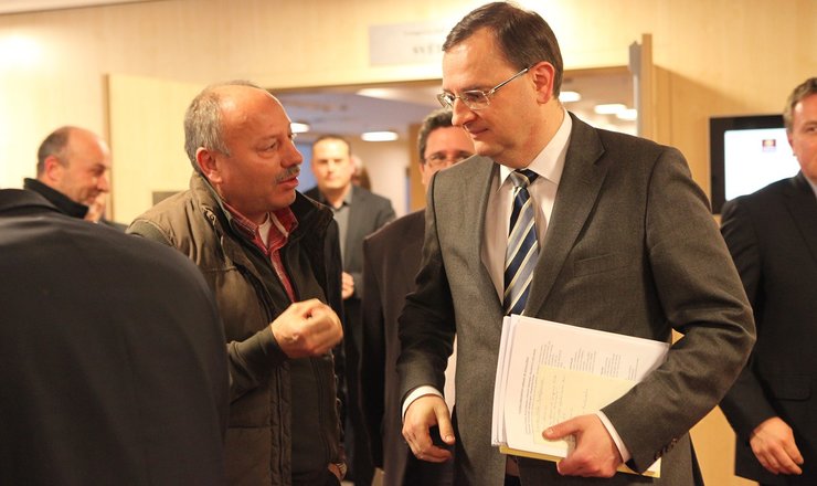 PREMIÉR NEČAS A MINISTR KUBA V JIHOČESKÉM CLARIONU